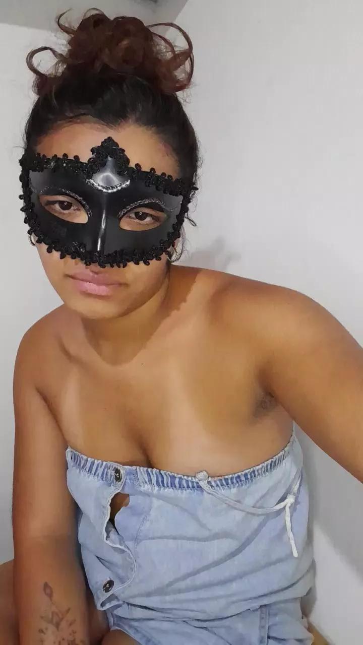 xxxcubana3 on Cam4 
