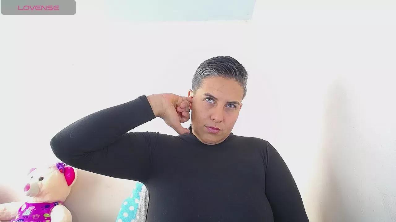 Yessi_rouse on Cam4 