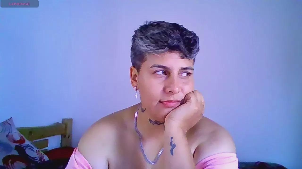 Yessi_rouse on Cam4 