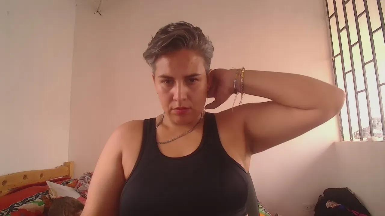 Yessi_rouse on Cam4 