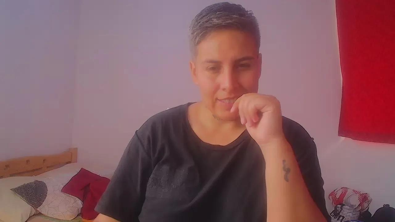 Yessi_rouse on Cam4 