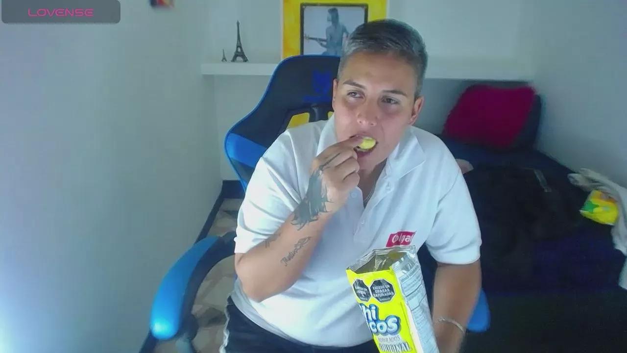 Yessi_rouse on Cam4 