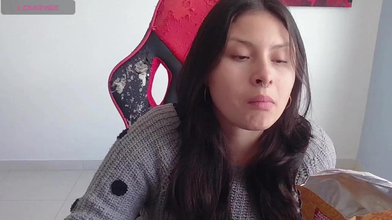 Offline yessicagomez on Cam4