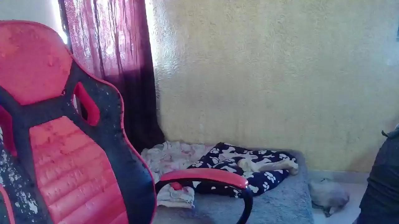 Offline yessicagomez on Cam4