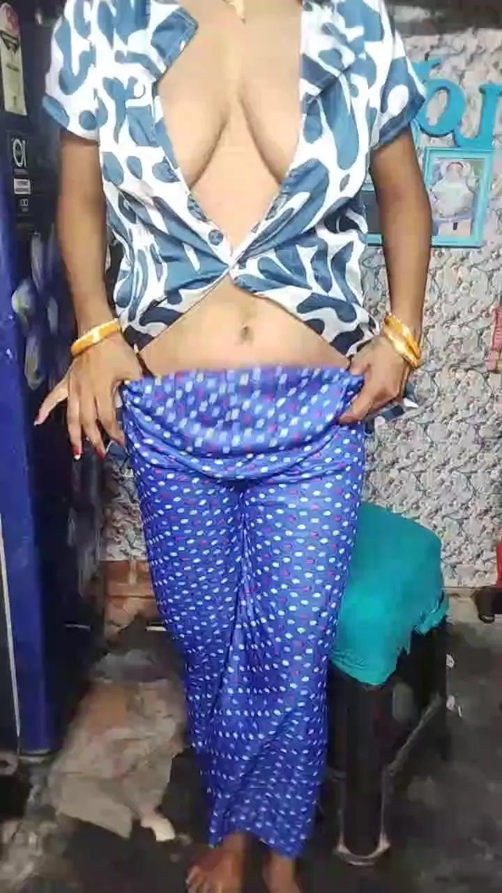Offline YourSanam on Cam4