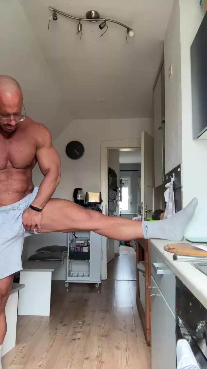 yumyum18 on Cam4 