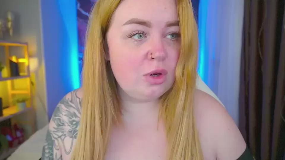 ZaraReignn on Cam4 