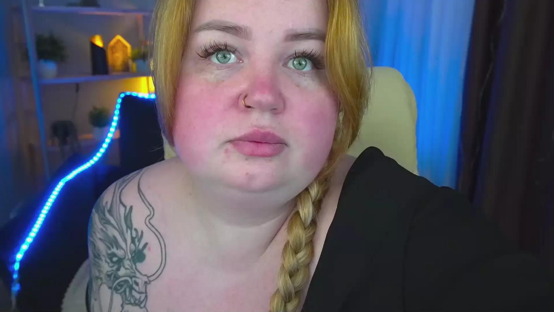 ZaraReignn on Cam4 