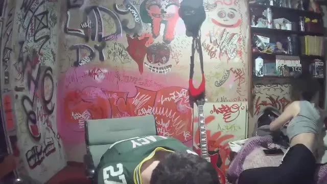 Offline zoem_hot on Cam4