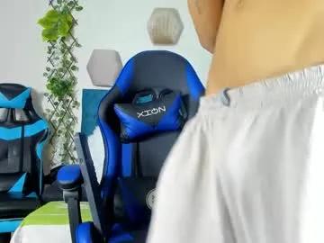 _taylor_black — GOAL: Sexy Dance [200 tokens remaining] Welcome to my room! #feet #cock #18 #lovense #new