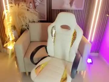 ailee_naughty — GOAL: panty off [95 tokens remaining] come and I'm sick, do you want to cure me?  #dance #daddysgirl #ebony #fuckmachine #pussy