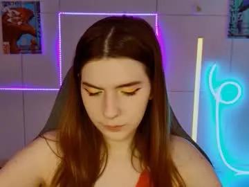 Avatar of aliceinredsquare_