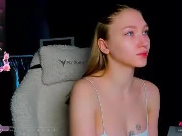 ammi_bliss — GOAL: make my ass red [129 tokens remaining] Welcome to my room! #nonude #lovense #18 #natural #shy