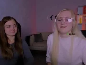 baby_hotte — GOAL: sexy dance [188 tokens remaining] Welcome to my room! #feet #18 #teen #shy #new