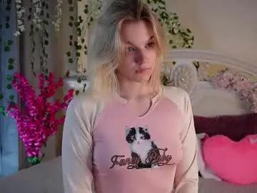 burnletitallburn — GOAL: wet my pussy with the vibe  <Hello everyone, I'm Elin! #bigass #18 #shy #young #new FREE CONTROL TOY IN PVT [106 tokens remaining]