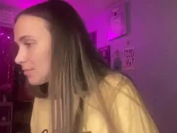 Freechat calibarbie24 on Chaturbate