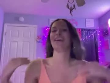 Freechat calibarbie24 on Chaturbate