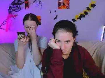 daisy_baby_ — GOAL: kiss [162 tokens remaining] meow let's go play #feet #lesbian #couple #lovense #young