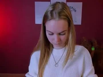 dakota_night_ — GOAL: show funny face [74 tokens remaining] Welcome to my room! #18 #blonde #nonude #pvt #skinny