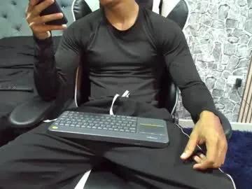 daniel_leconte — #muscle #latino #findom #cum #bigcock [1500 tokens remaining]