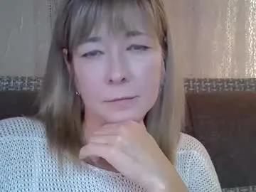 ellajohnsonx on Chaturbate 