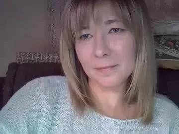 ellajohnsonx on Chaturbate 