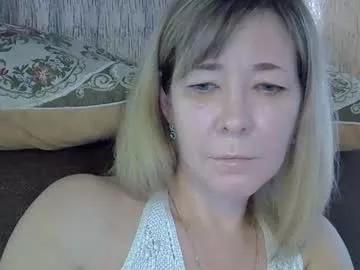 ellajohnsonx on Chaturbate 