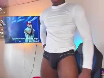ethan_travis0 — show cum in public #bbc #ebony #bigass #monstercock #muscle [2222 tokens remaining]