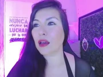 evelyn_mature19 on Chaturbate 