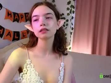 Chaturbate evi_brook  is Freechat  evi_brook — Goal: handbra + teasing #18 #natural #young #smalltits #feet