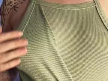 harrieteasley on Chaturbate 