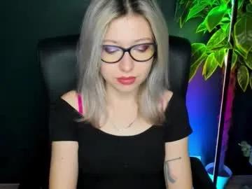 Avatar of heidi_pleasure