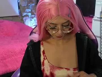 kikilepetite on Chaturbate 