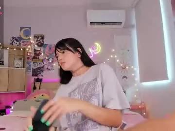 Freechat kittenmoon_ on Chaturbate