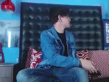 Freechat matteo12_ on Chaturbate