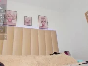 Private mia_corner on Chaturbate