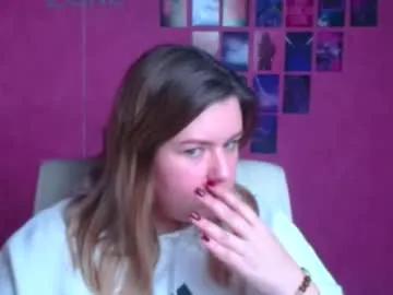 midnightmariana — GOAL: dance [271 tokens remaining] Welcome to my room! #young #cute #shy #new #natural