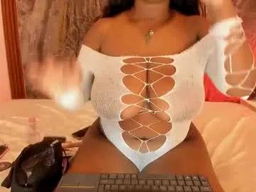 miiaacollinss on Chaturbate 