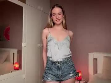 miss_sweetdream — Let's get hot! My fav vibes are 25/111/333/666/999 - Goal: send a sweet kiss  #young #lovense #smalltits #shy #skinny