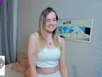 moonperedz — GOAL: Touch my neck [20 tokens remaining] Shere my vibe #teen #new #shy #bigboobs #18