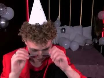nathan_curl — GOAL: Nude blowing out a candle [972 tokens remaining] Welcome to my room! #18 #anal #young #gay #twink