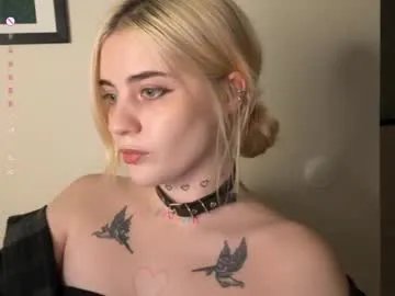rottenlullaby on Chaturbate 