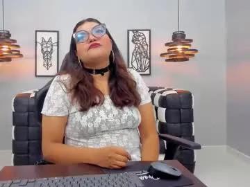 roxyvixen_ — Are you ready to make me wet? I'm waiting for you!! - Goal: Fingering show x5mnts [86 tokens left] #brunette #latina #new #anal #bigass