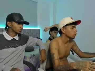 Chaturbate skinny_tatto01  is Freechat  skinny_tatto01 — Skinny_tatto01's room