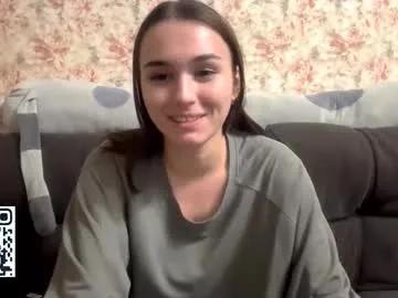 somerfrieler — GOAL: eye close contact + smile [30 tokens remaining] Welcome to my room! My name is Jane! Dont be rude with me and lets have some fun ;) #18 #new #cute #shy #teen
