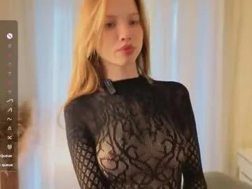 sunnivagaillard on Chaturbate 