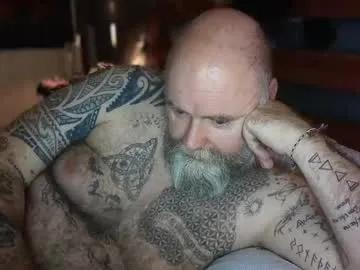 Avatar of tattooeddilf01