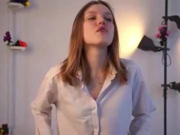 theadrewett — My name is Luna and I am  #new and #skinny model on CB #18 #bigtits #shy  Goal:  Destroy my juicy ass   [49 tokens remaining]