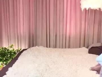 Freechat vivi_ennes on Chaturbate