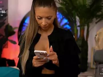 vivianestein on Chaturbate 